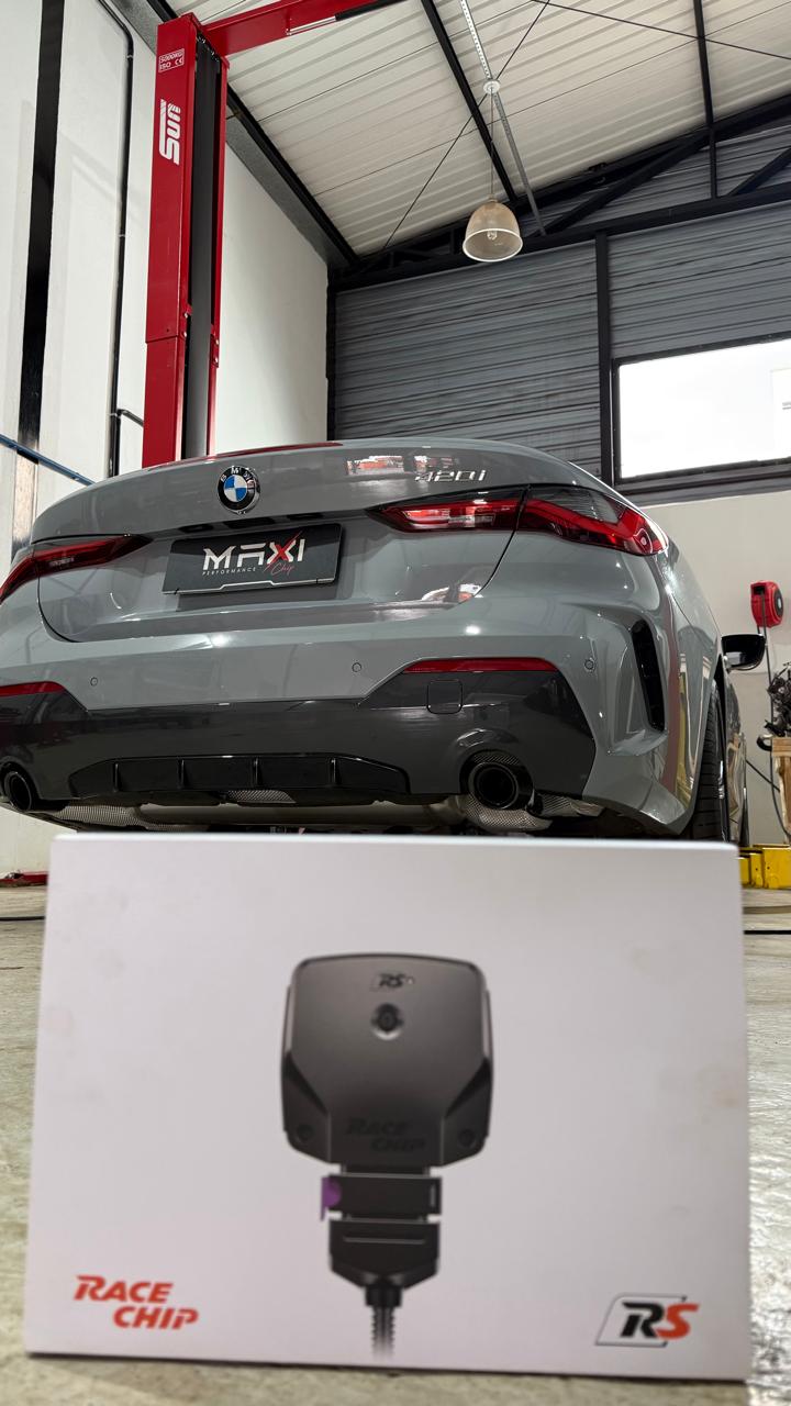 BMW 420i no elevador